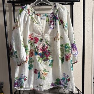 Avenue Floral Tunic - White with Multicolor Blooms 18/20